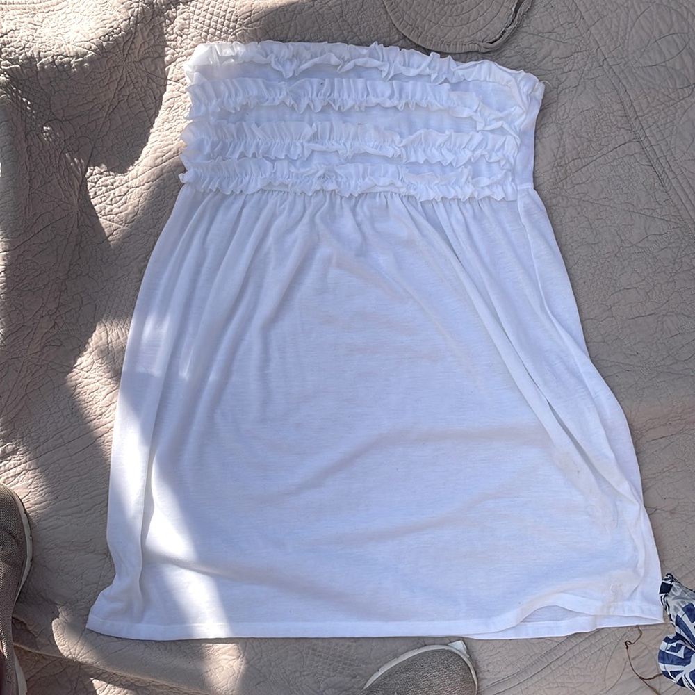 Simple and timeless white cover up.. sorry for the glare